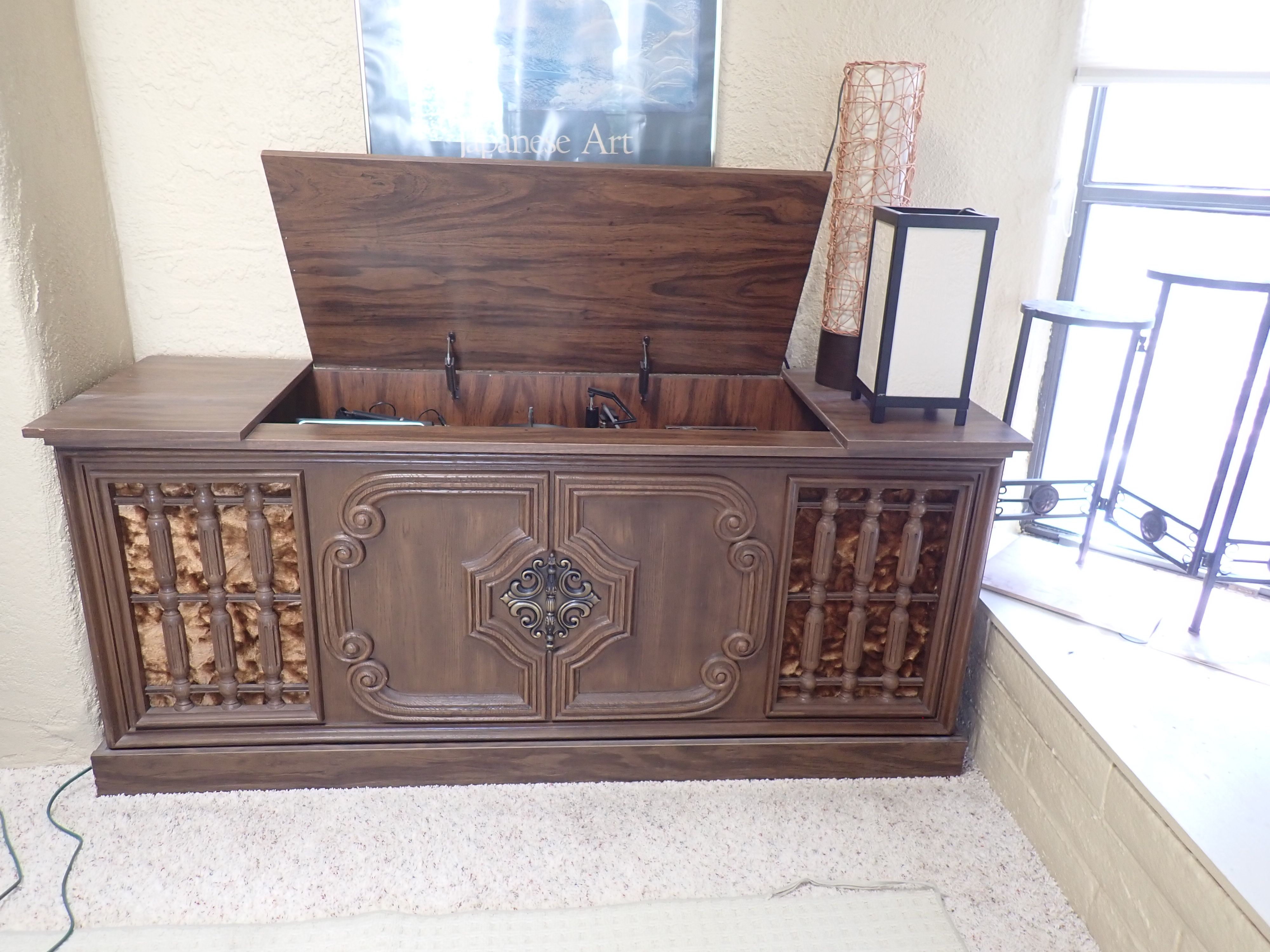 Record Player Stereo Console WR76 617E | My Auction Addiction