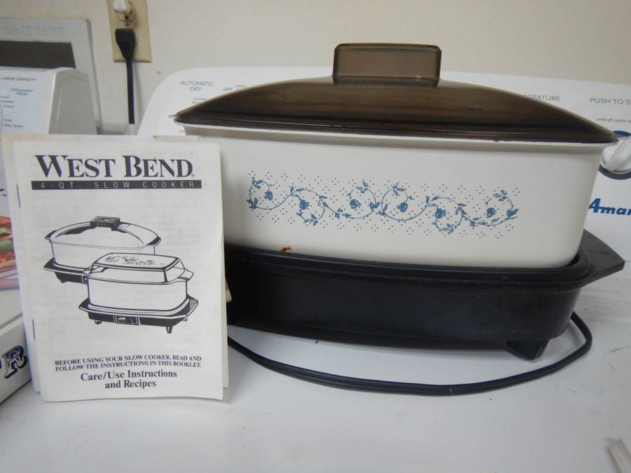 West Bend Crock Pot, Advanced Sales Consignment Auction #266